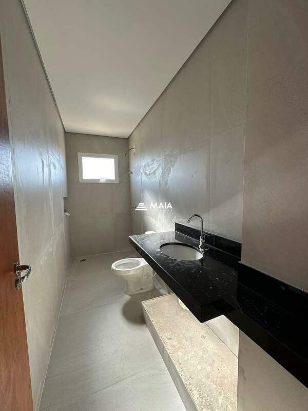 Apartamento à venda no Mercês: 