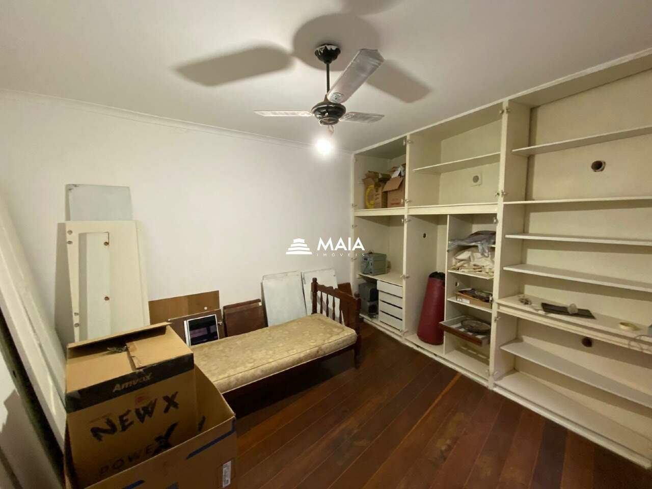 Casa à venda no Fabrício: 