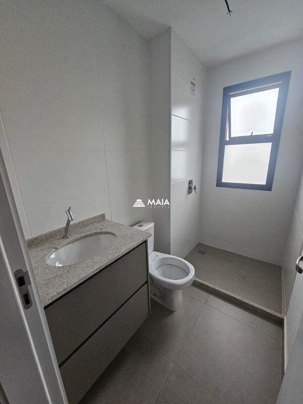 Apartamento à venda no Jardim do Lago: 