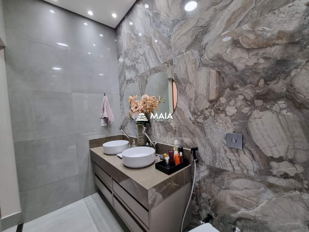 Casa à venda no Jardim do Lago: 