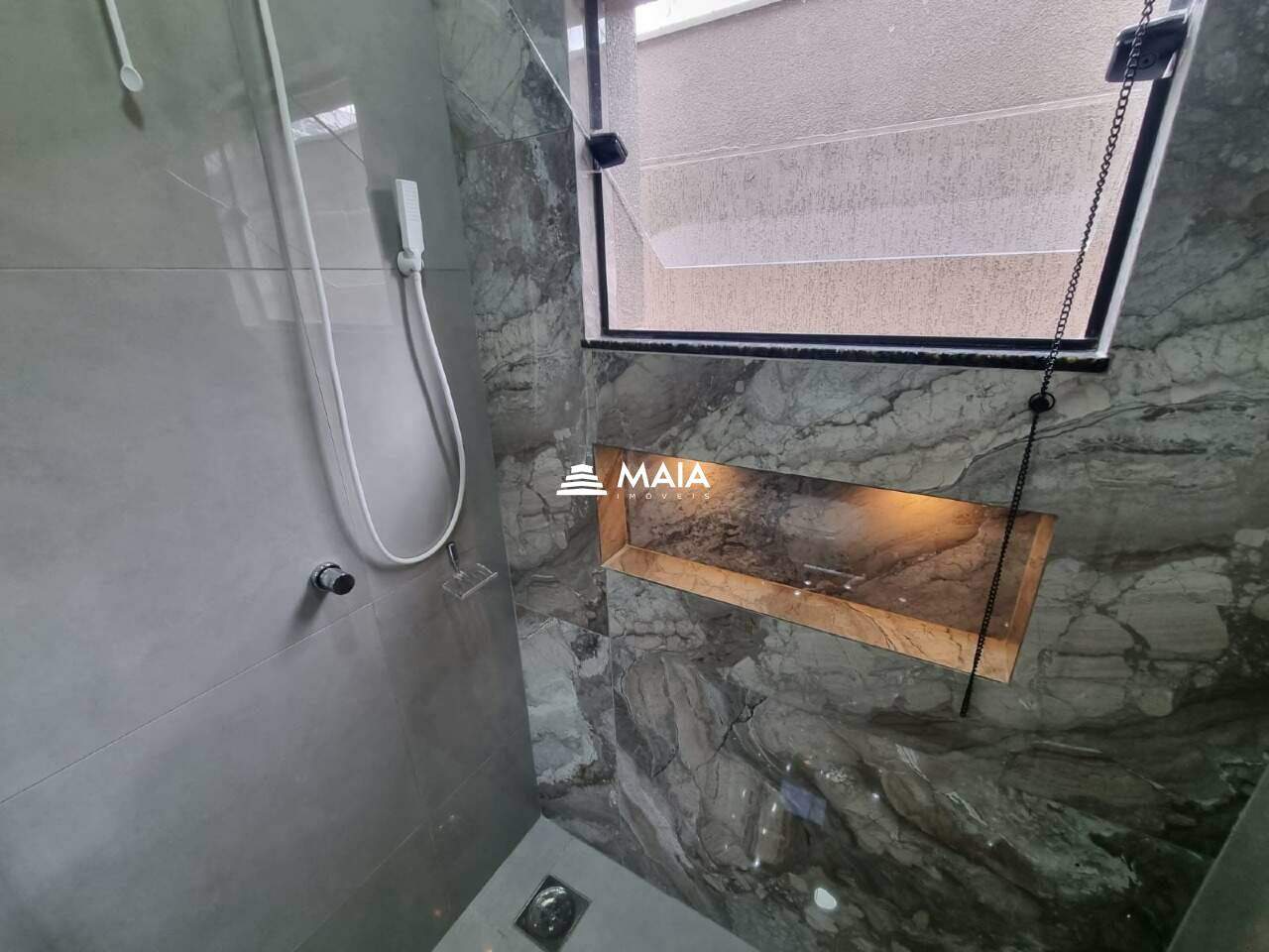 Casa à venda no Jardim do Lago: 
