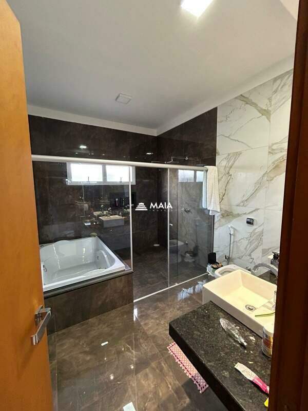 Casa de Condomínio à venda no Residencial Mário de Almeida Franco: 