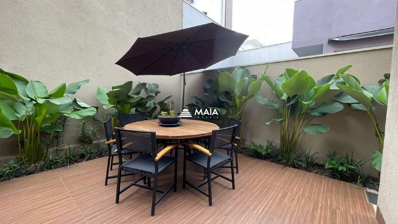 Casa de Condomínio à venda no Estância dos Ipês: 