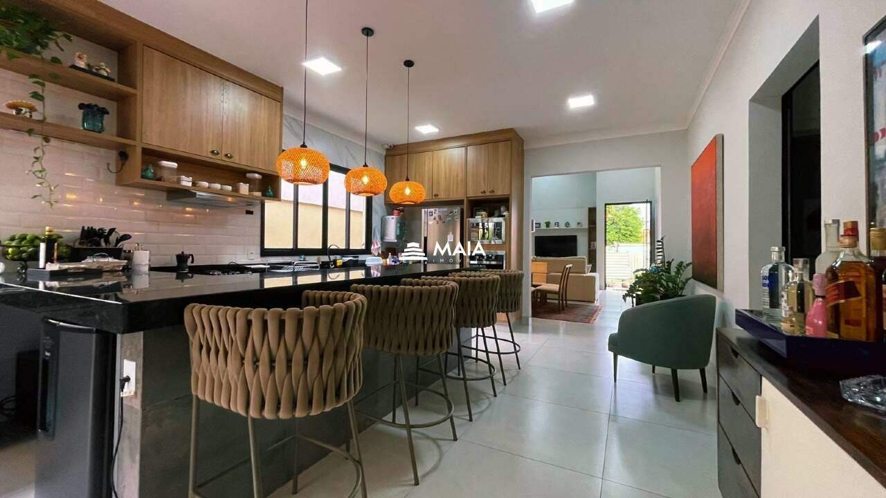 Casa de Condomínio à venda no Estância dos Ipês: 