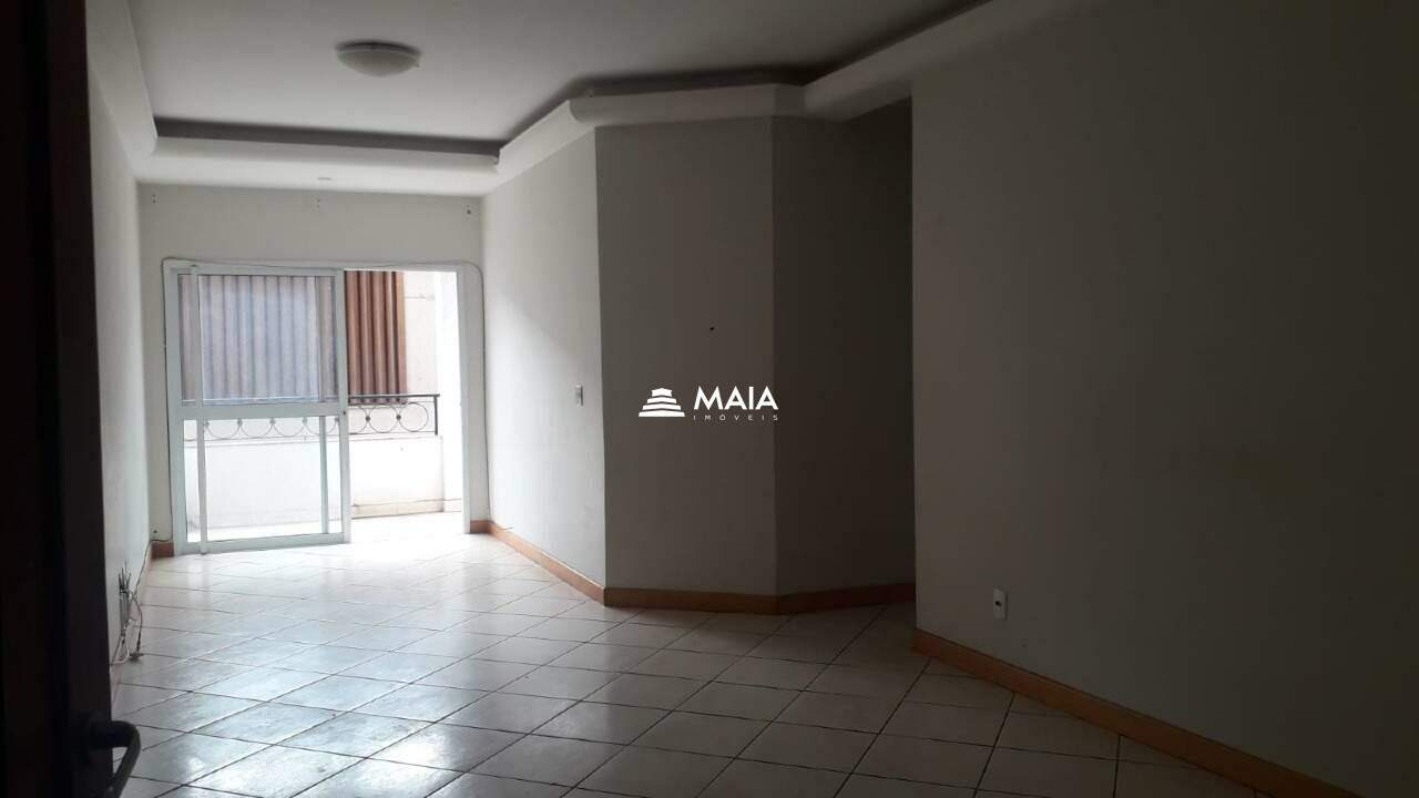 Apartamento à venda no Universitário: 