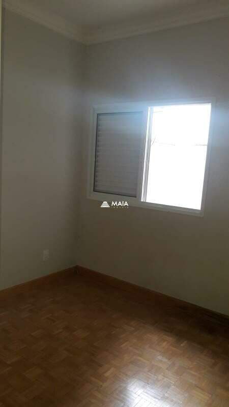 Apartamento à venda no Universitário: 