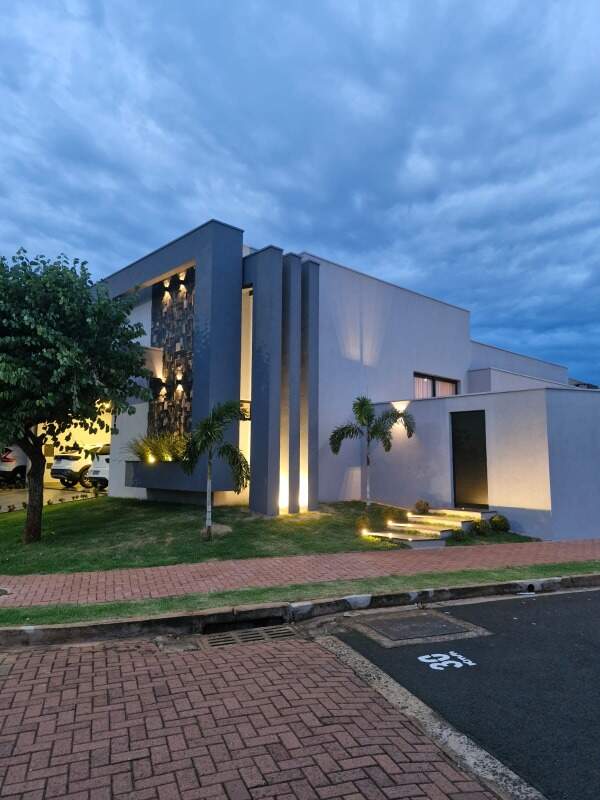 Casa de Condomínio à venda no Estância dos Ipês: 