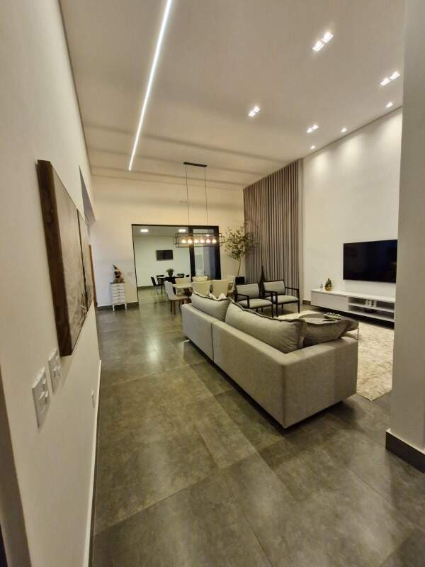 Casa de Condomínio à venda no Estância dos Ipês: 