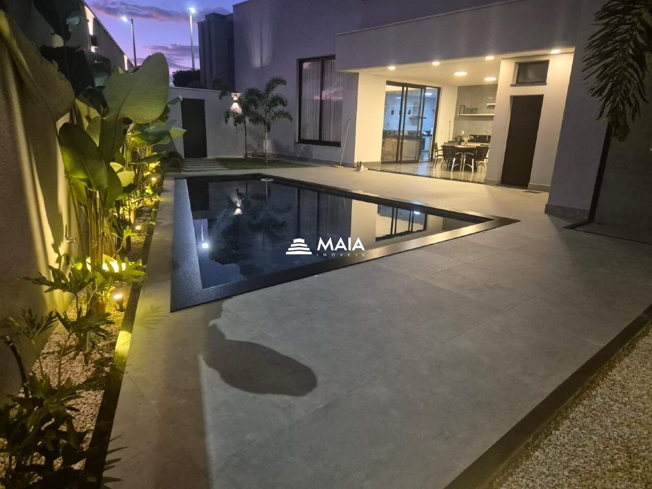 Casa de Condomínio à venda no Estância dos Ipês: 