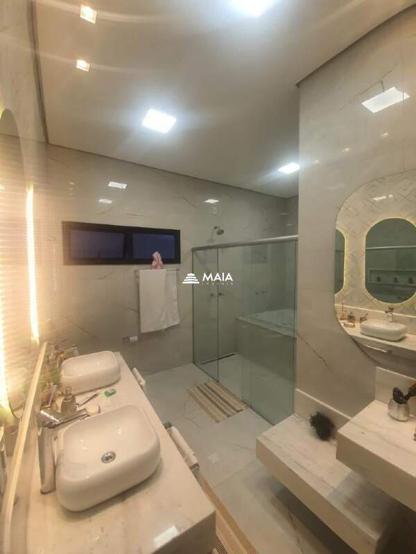 Casa de Condomínio à venda no Jockey Park: 