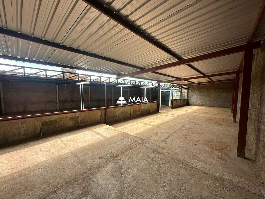 Comercial à venda no Parque das Américas: 