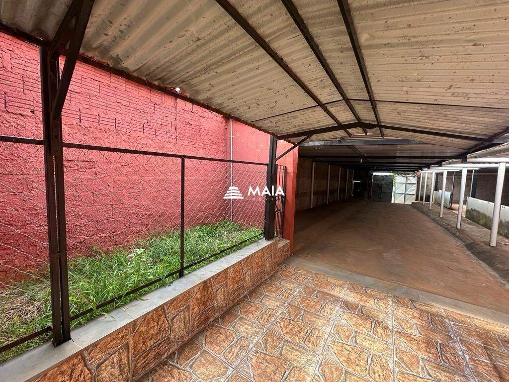 Comercial à venda no Parque das Américas: 