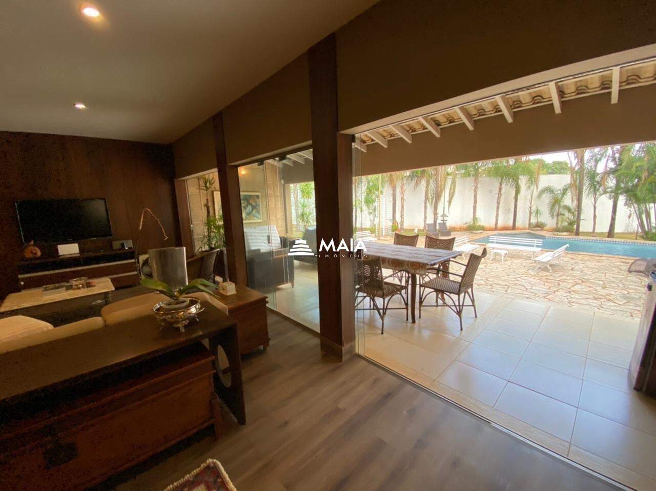 Casa de Condomínio à venda no Jockey Park: 