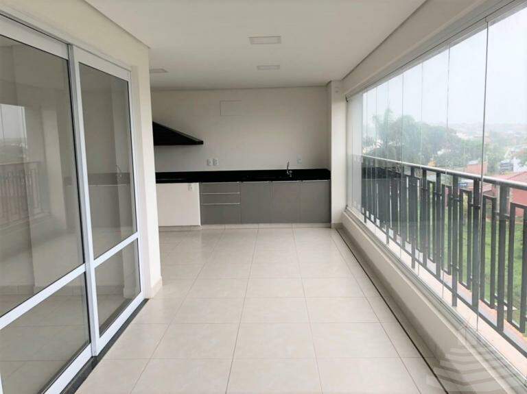 Apartamento à venda no Jardim do Lago: 