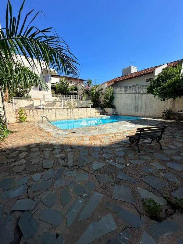 Comercial para aluguel no Mercês: 