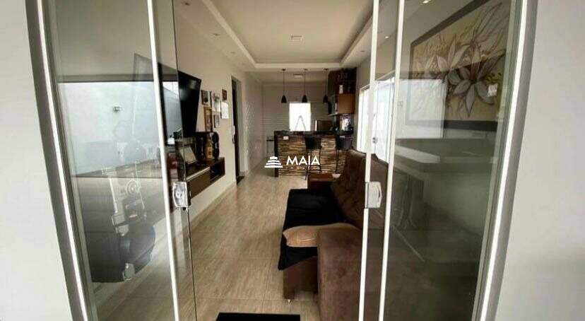 Casa à venda no Parque das Laranjeiras II: 