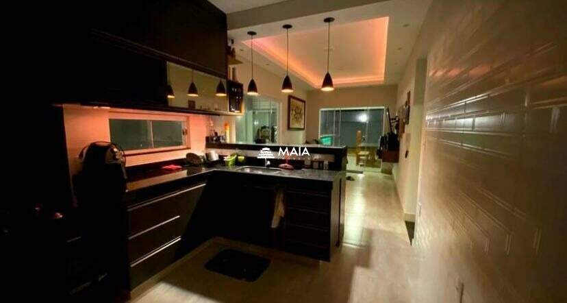 Casa à venda no Parque das Laranjeiras II: 