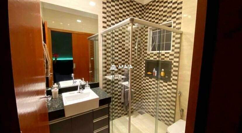 Casa à venda no Parque das Laranjeiras II: 