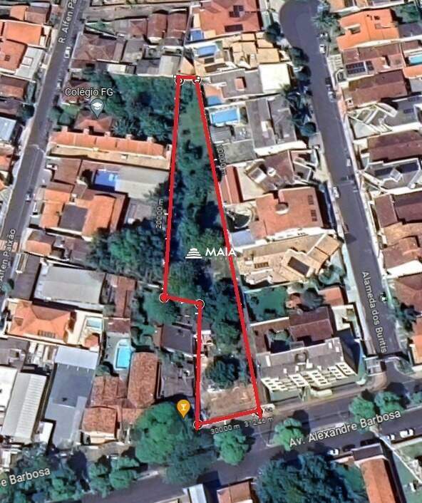 Terreno/Área para aluguel no Mercês: 