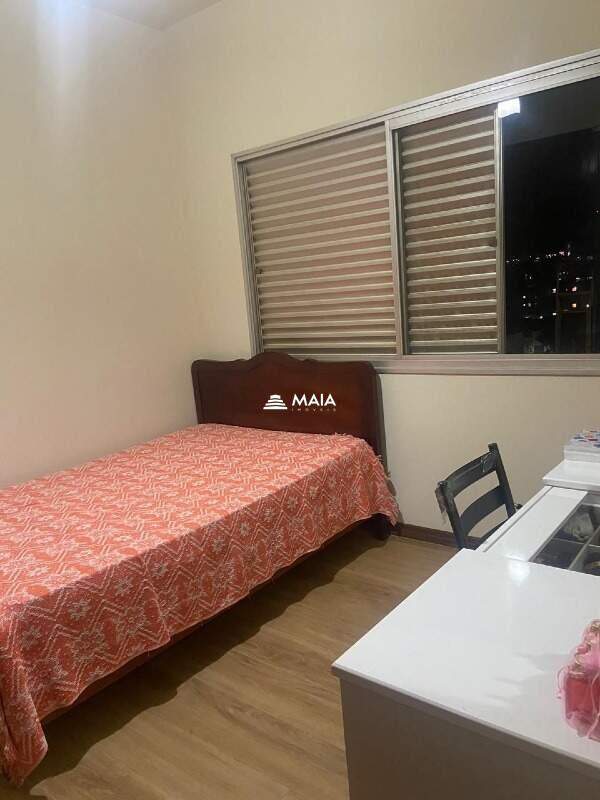 Apartamento à venda no Mercês: 