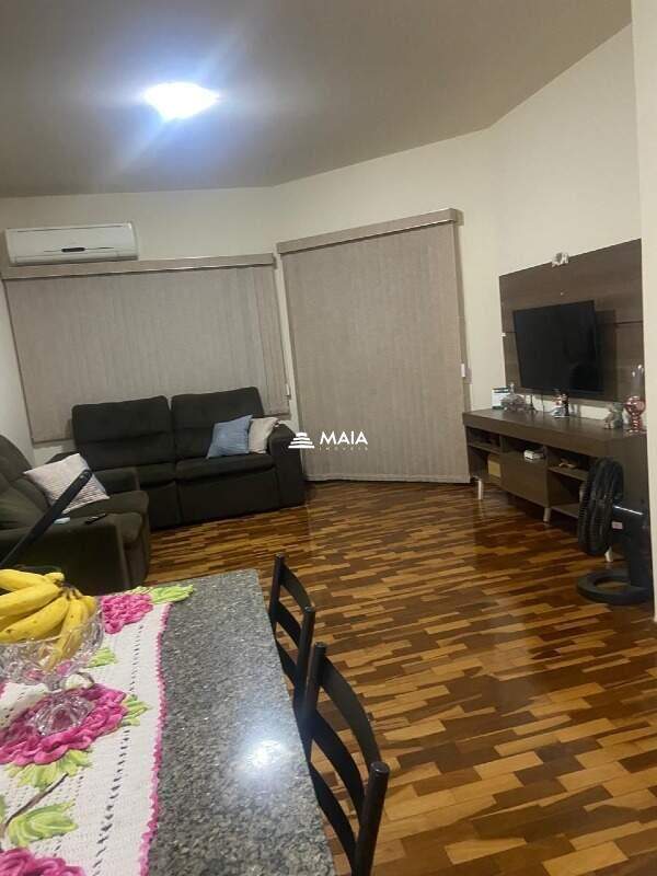 Apartamento à venda no Mercês: 