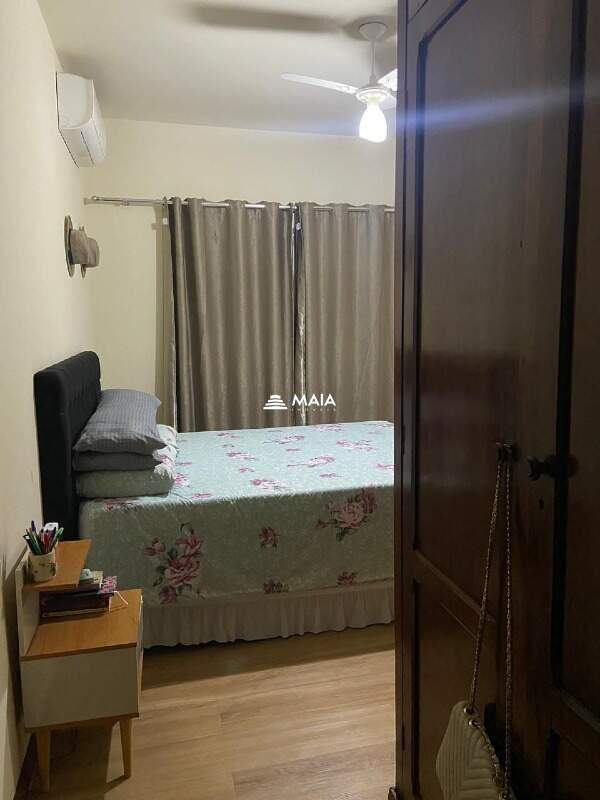 Apartamento à venda no Mercês: 