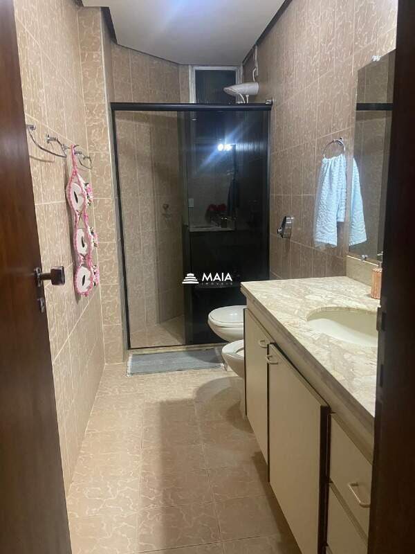 Apartamento à venda no Mercês: 