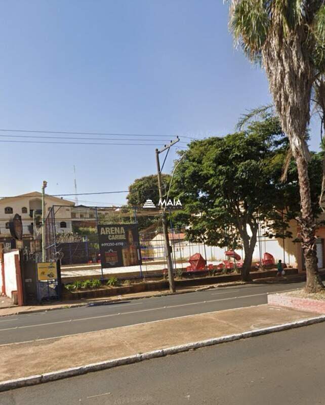 Terreno/Área à venda no Frei Eugênio: 