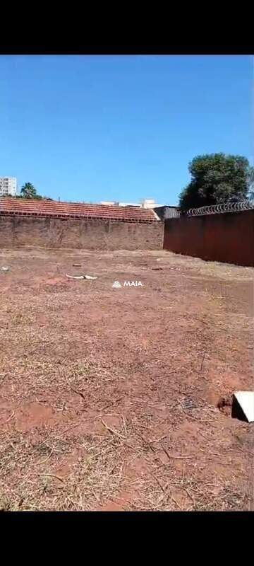 Terreno/Área à venda no Olinda: 