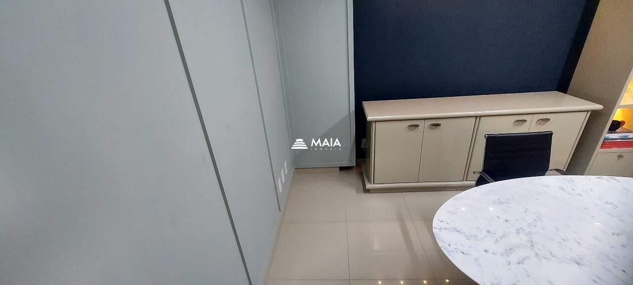 Comercial à venda no Santa Marta: 