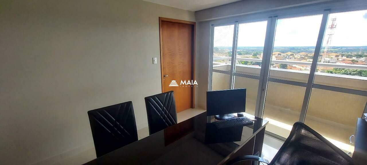 Comercial à venda no Santa Marta: 