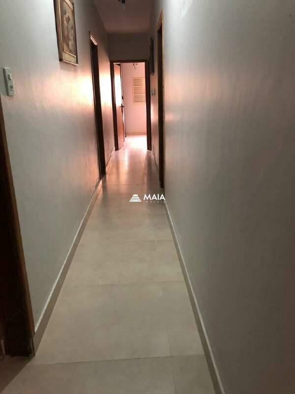 Casa à venda no Parque das Américas: 