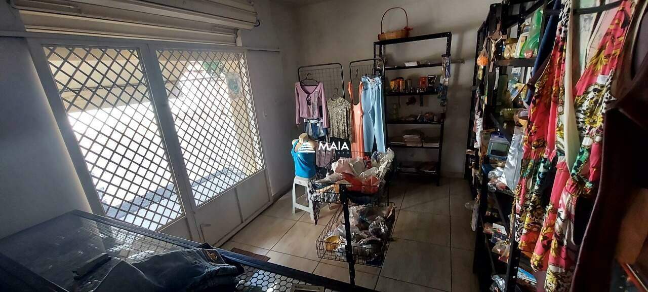 Casa à venda no Parque das Américas: 