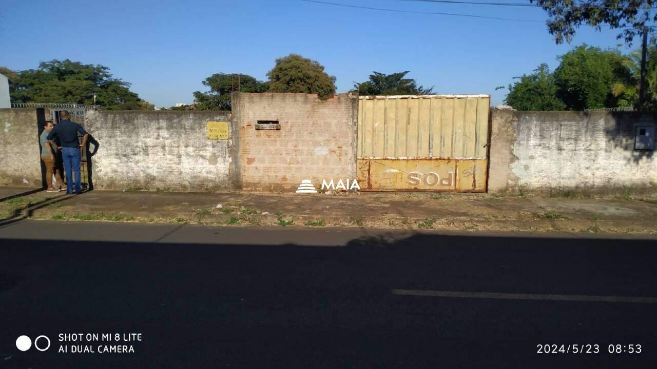 Terreno/Área à venda no Jardim São Bento: 