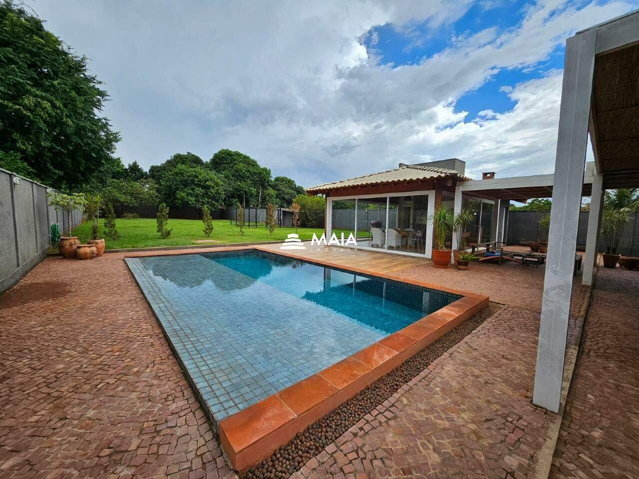 Casa de Condomínio à venda no Jockey Park: 