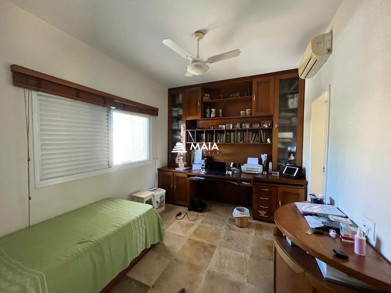 Casa à venda no Centro: 