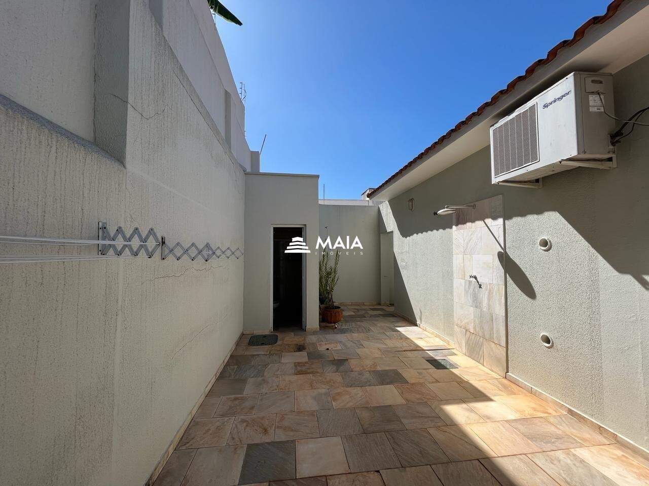 Casa à venda no Centro: 