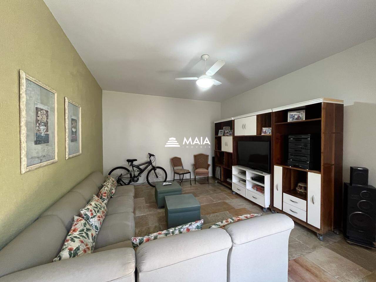 Casa à venda no Centro: 