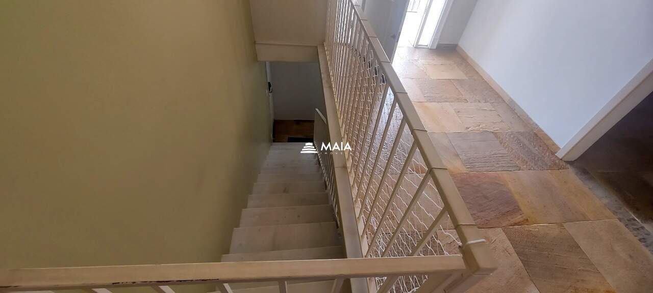 Casa à venda no Centro: 