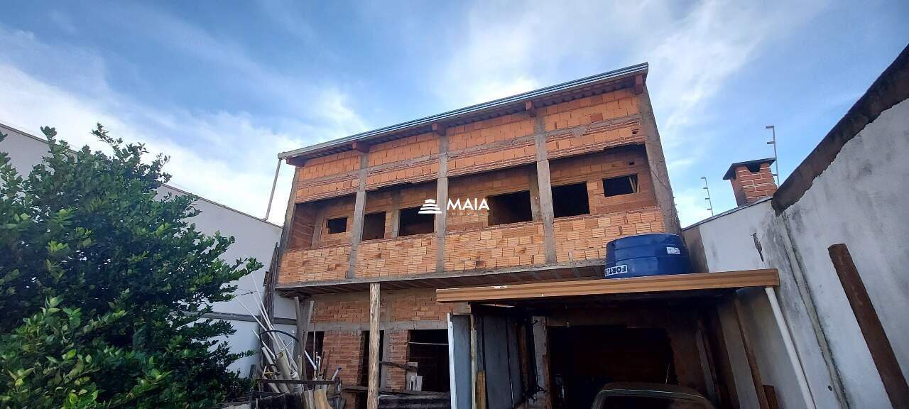 Terreno/Área à venda no Antonia Cândida: 