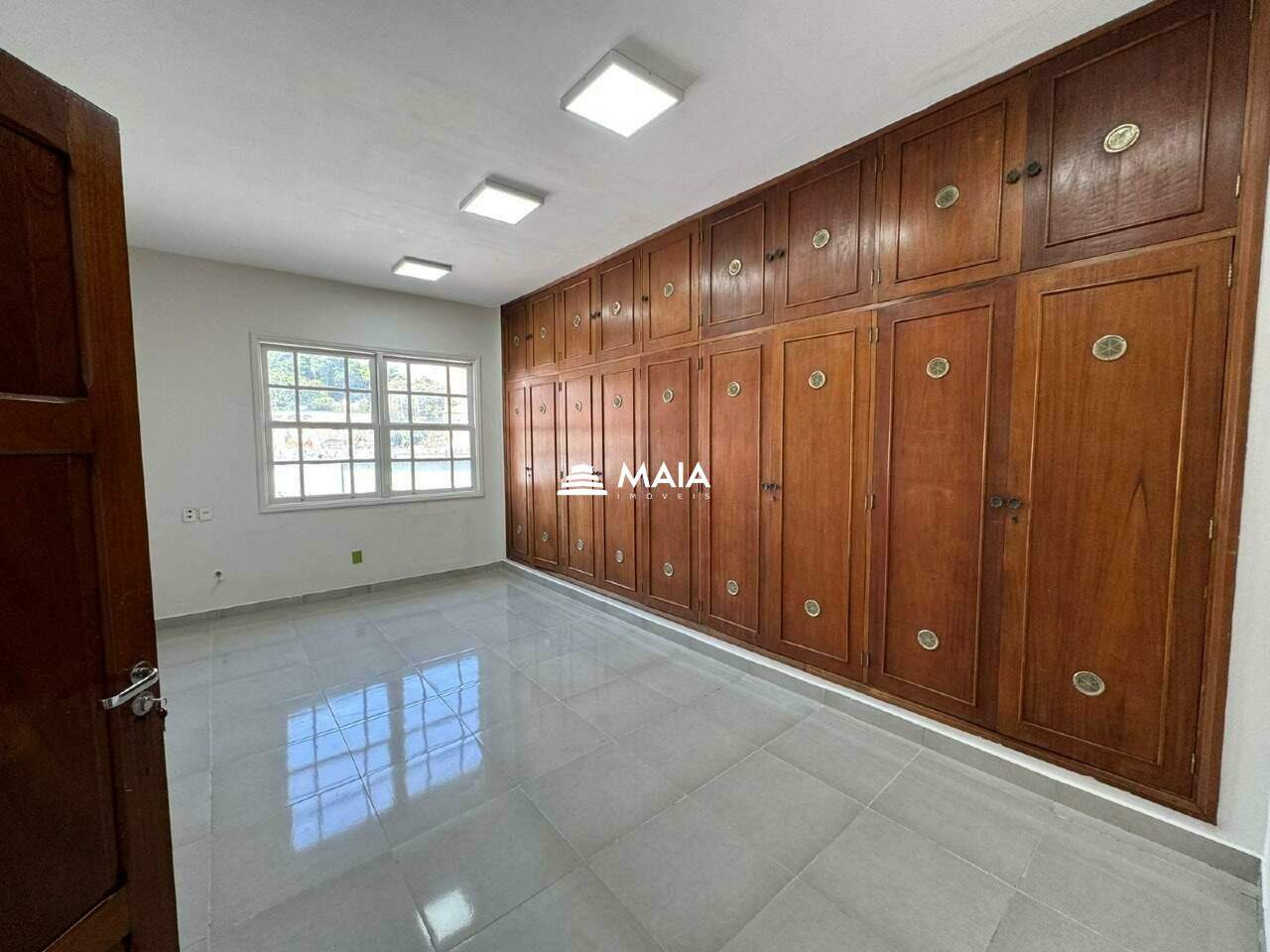 Casa à venda no Centro: 