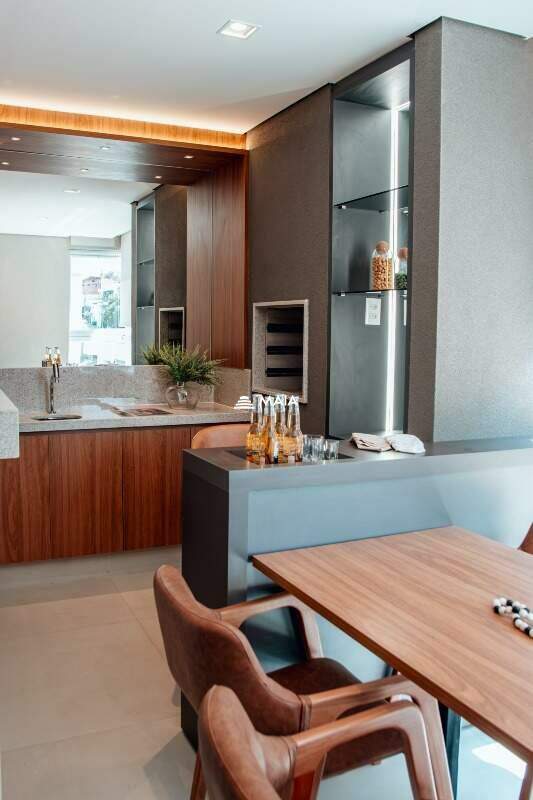 Apartamento à venda no Mercês: 