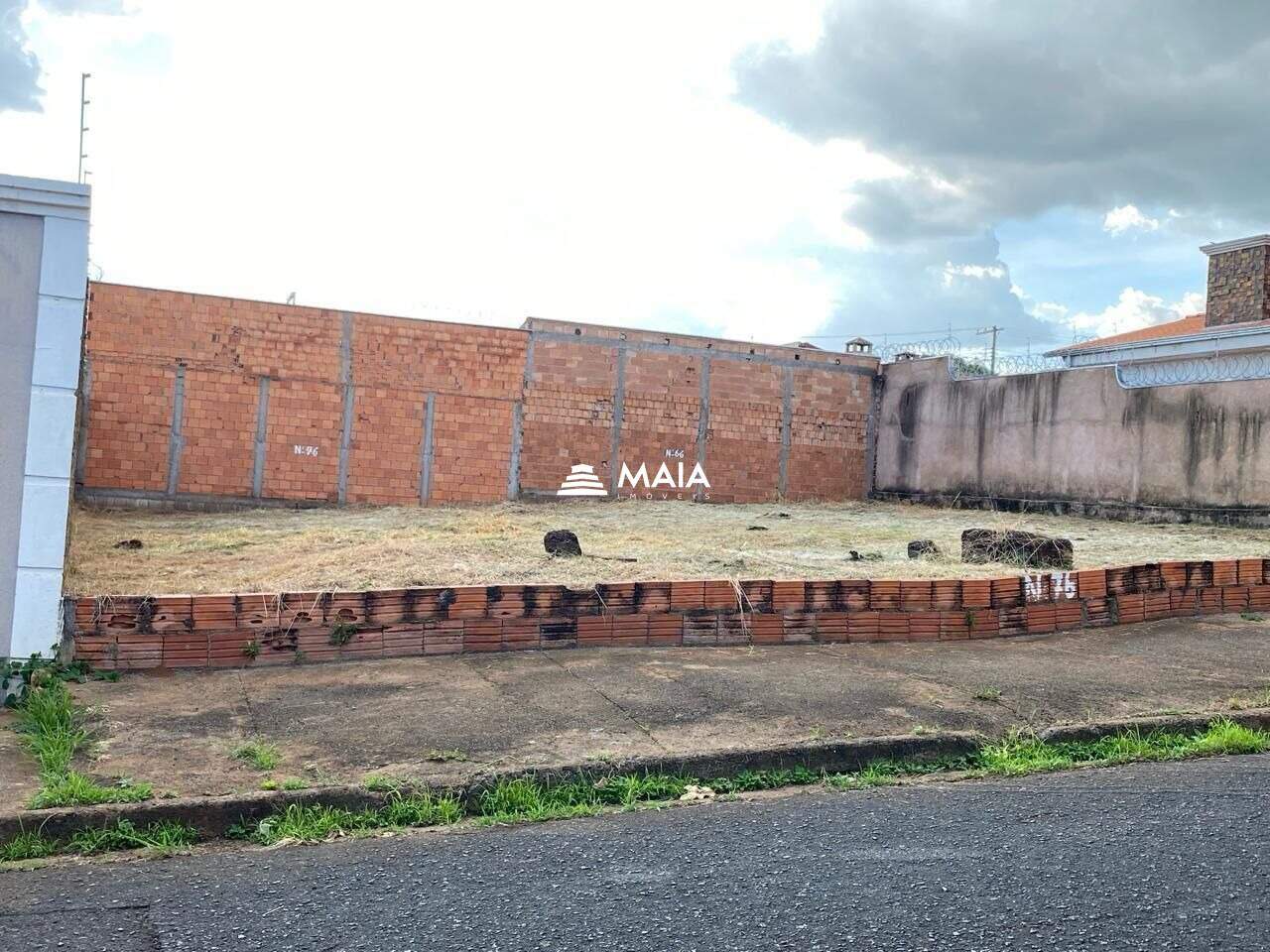 Terreno no Tita Rezende