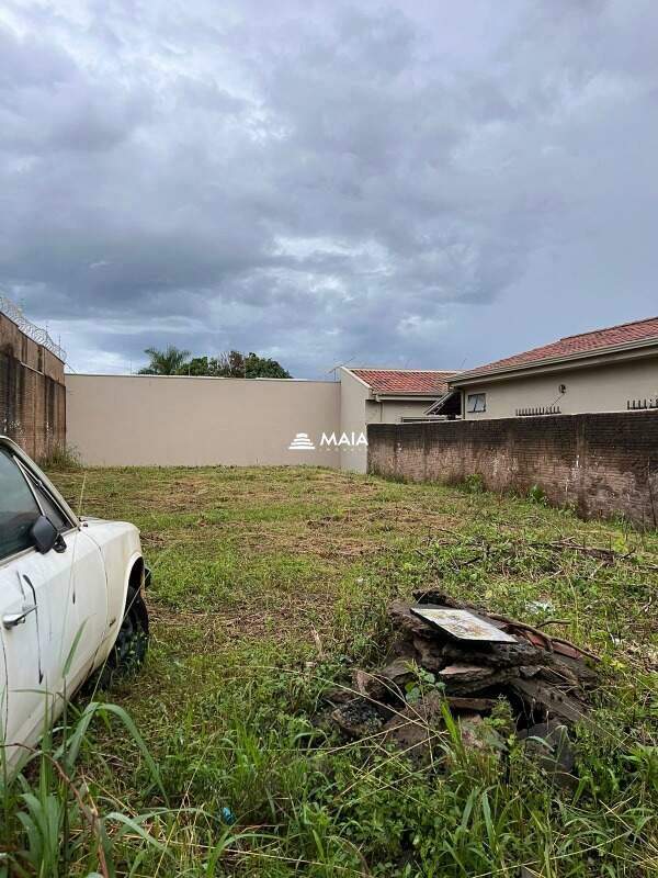 Terreno/Área à venda no Residencial Estados Unidos: 