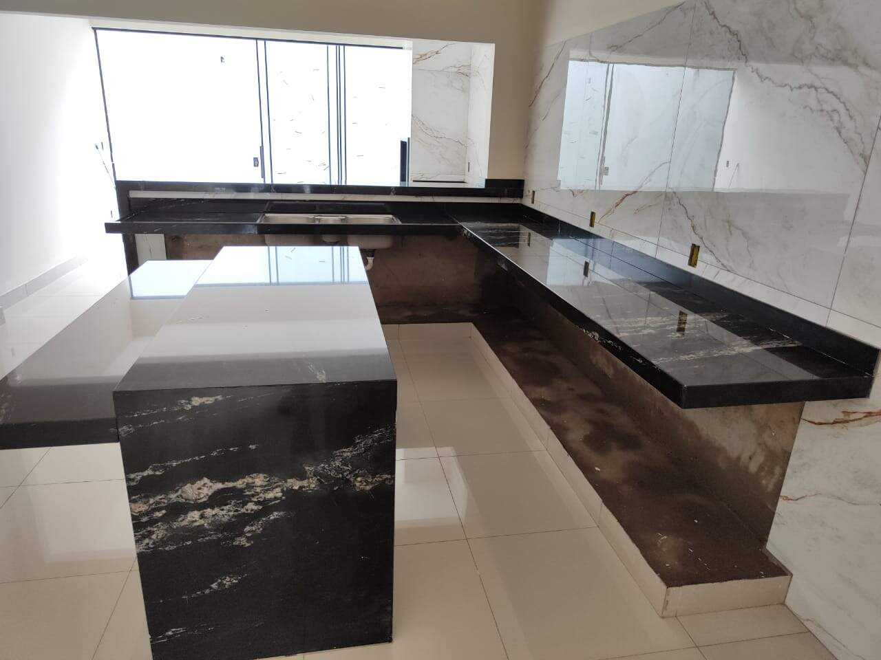 Casa à venda no Parque das Laranjeiras: 