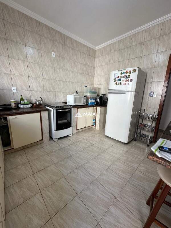 Casa à venda no Santos Dumont: 