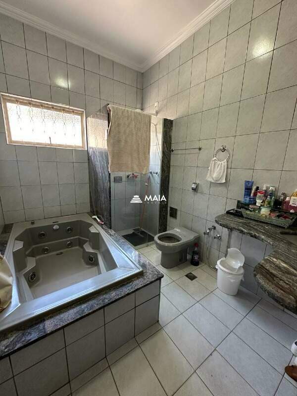 Casa à venda no Santos Dumont: 