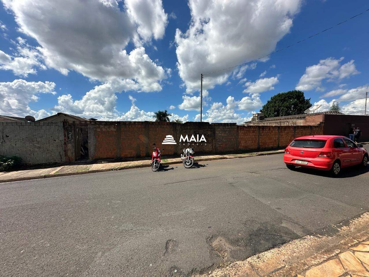 Terreno/Área à venda no Nossa Senhora da Abadia: 