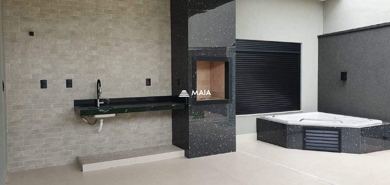 Casa à venda no Jardim Nenê Gomes: 