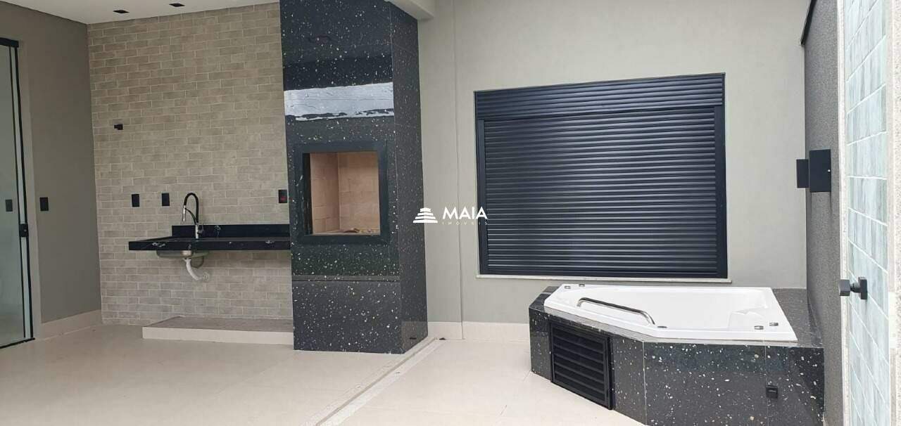 Casa à venda no Jardim Nenê Gomes: 